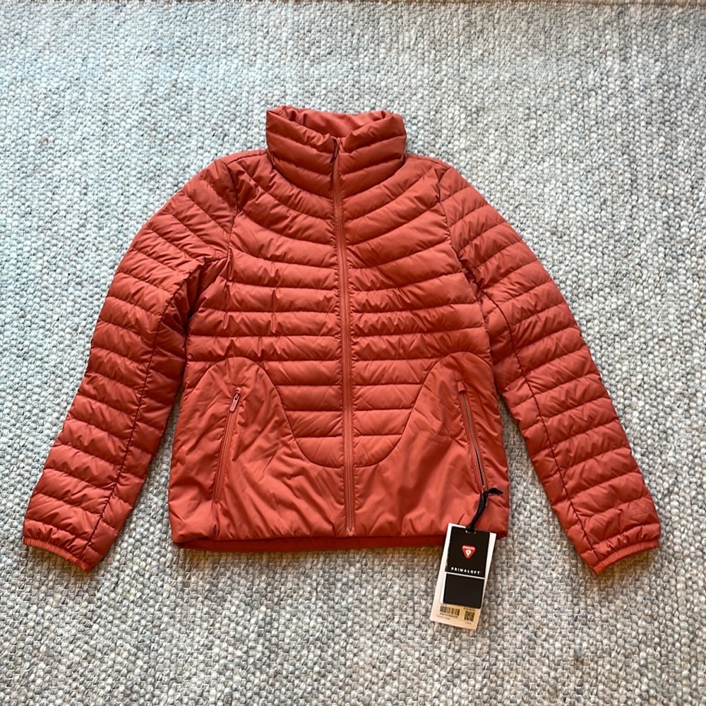 NWT Lululemon Cayo jacket, size 2. - Picture 4 of 5